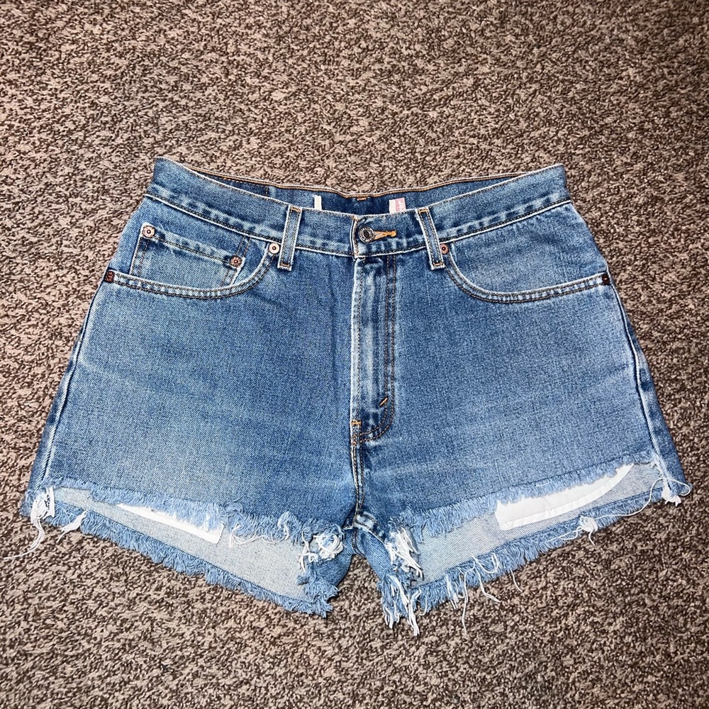 Reworked 550 Levi’s denim shorts